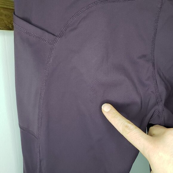 ZYIA Active Brilliant High Rise Pockets Capri Leggings Wine Workout Size 8-10 - Picture 4 of 4